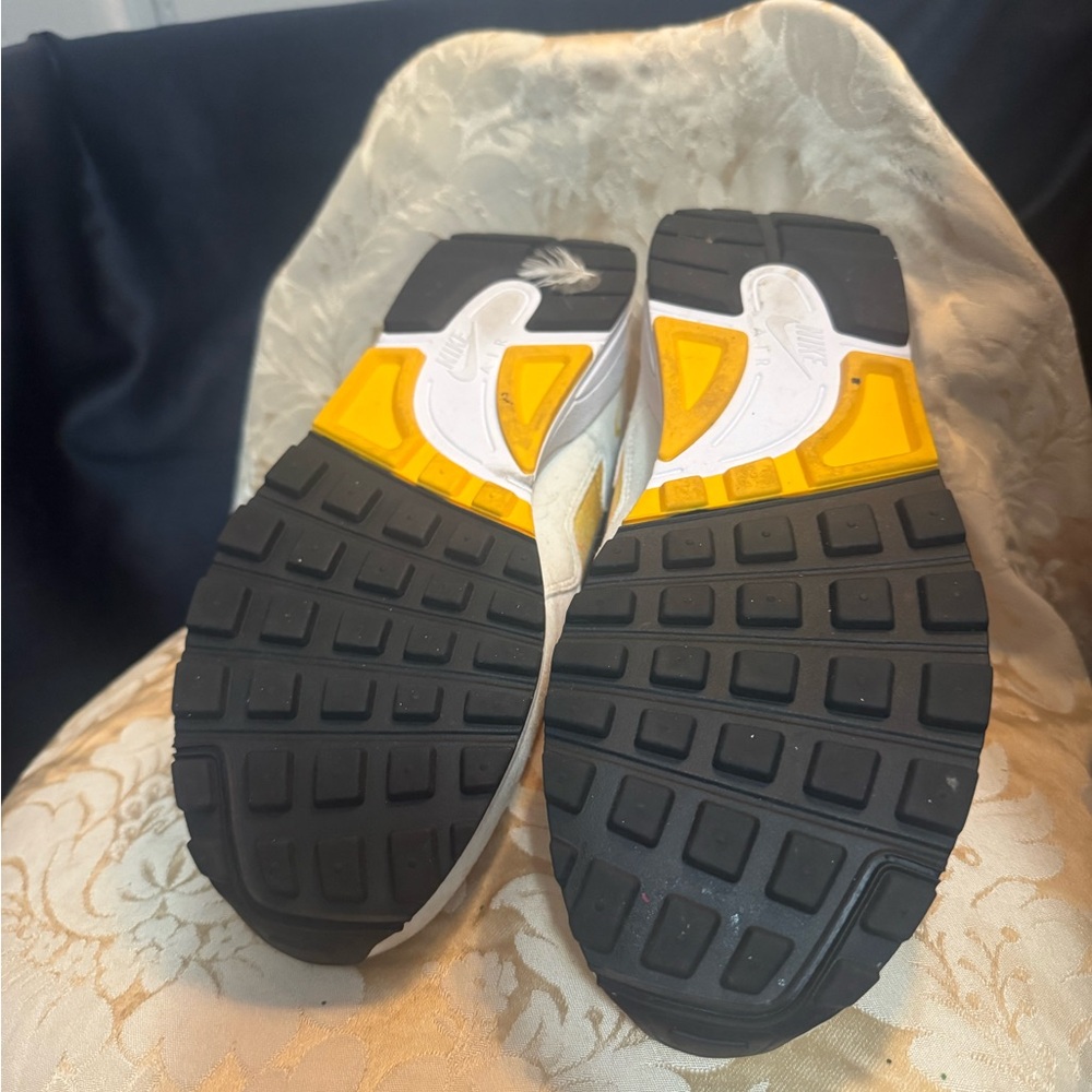 Nike Air Max Retro Runner Sneakers - Picture 5 of 6
